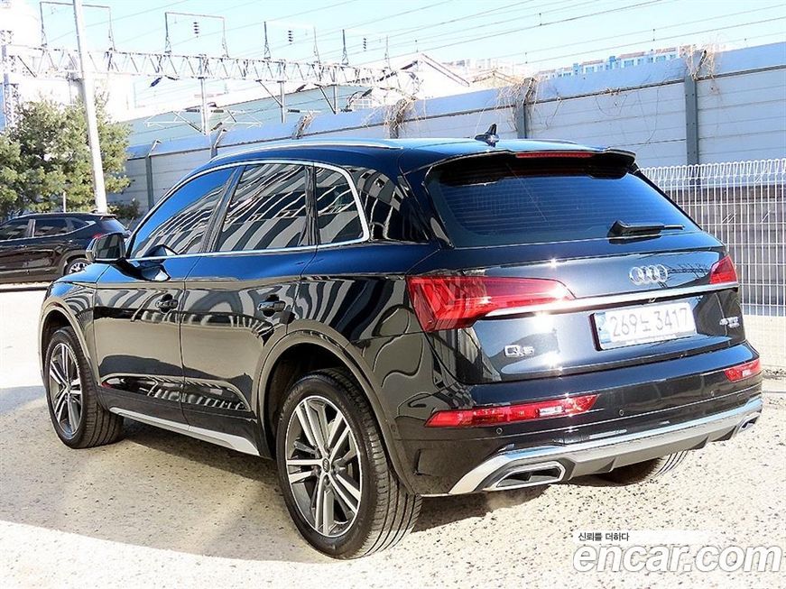 Audi Q5 45 TFSI Quattro Premium, 2023