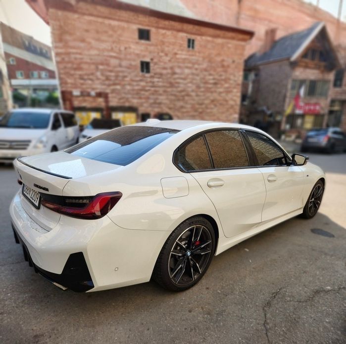 BMW 3-Series M340i Pro, 2024