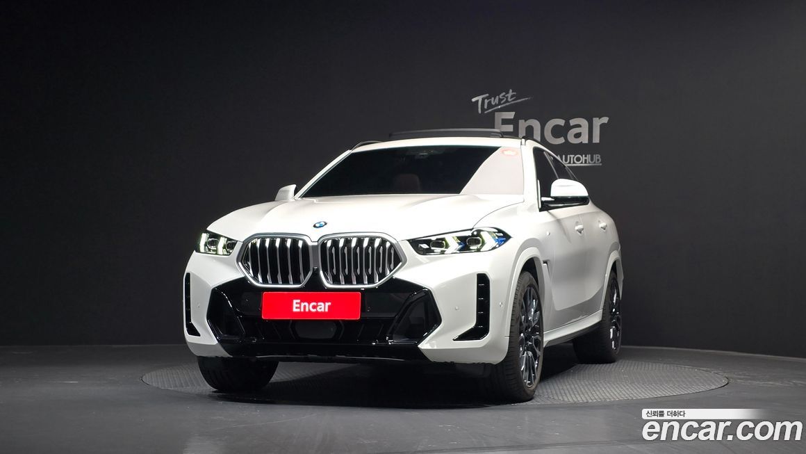BMW X6 xDrive40i M Sport, 2025