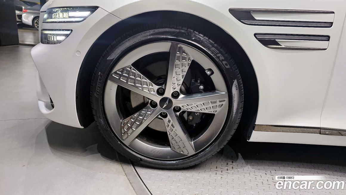 Genesis G80 Gasoline 2.5 Turbo AWD, 2025