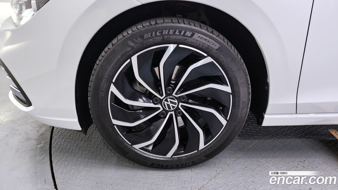 Volkswagen Golf 2.0 TDI Prestige, 2024