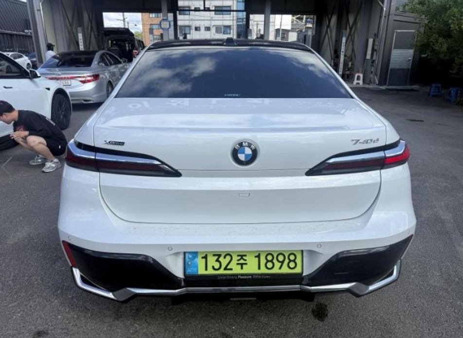 BMW 7-Series 740d xDrive M Sport, 2024