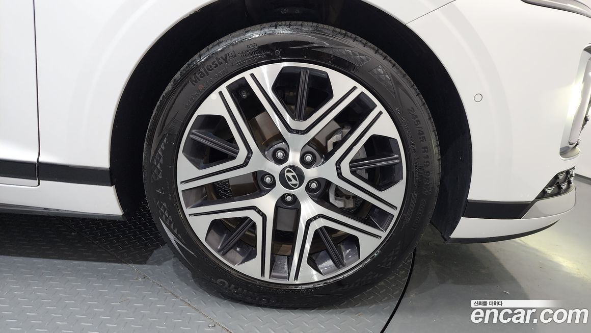 Hyundai Grandeur 2,5 Gasoline 2WD, 2024