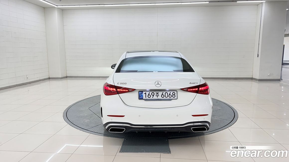 Mercedes-Benz C-Class C300 4MATIC AMG Line, 2024