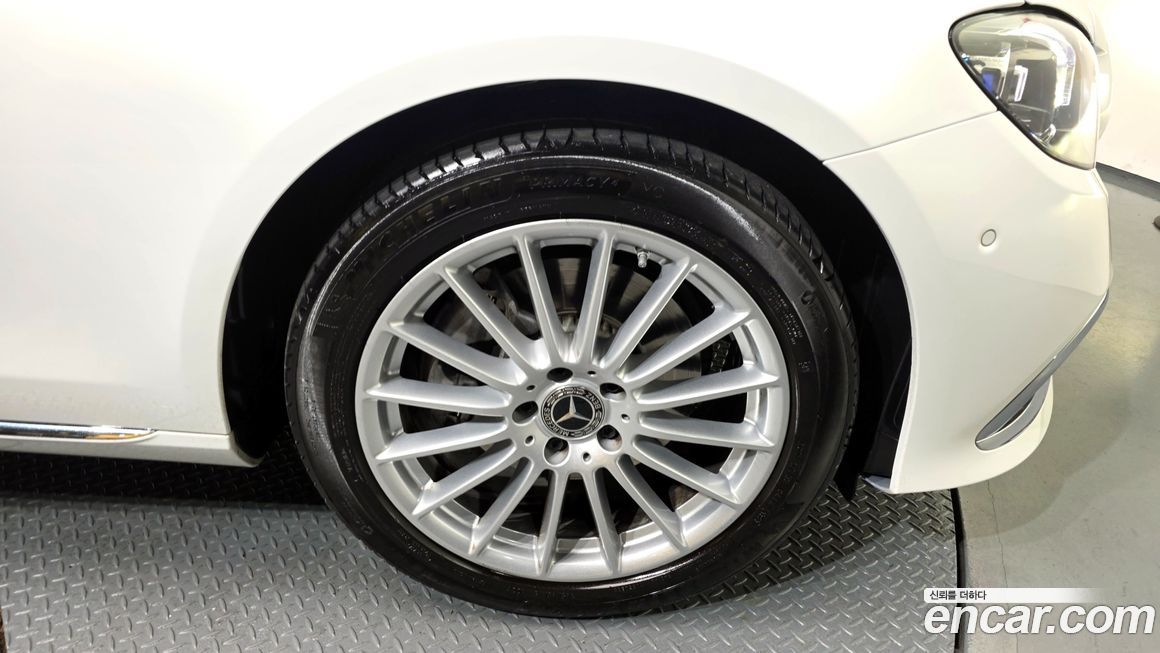 Mercedes-Benz E-Class E250 Exclusive, 2023