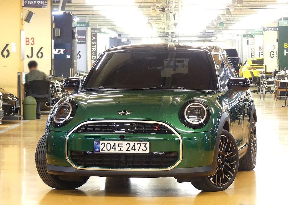 Mini Cooper 5 Door Favoured, 2025