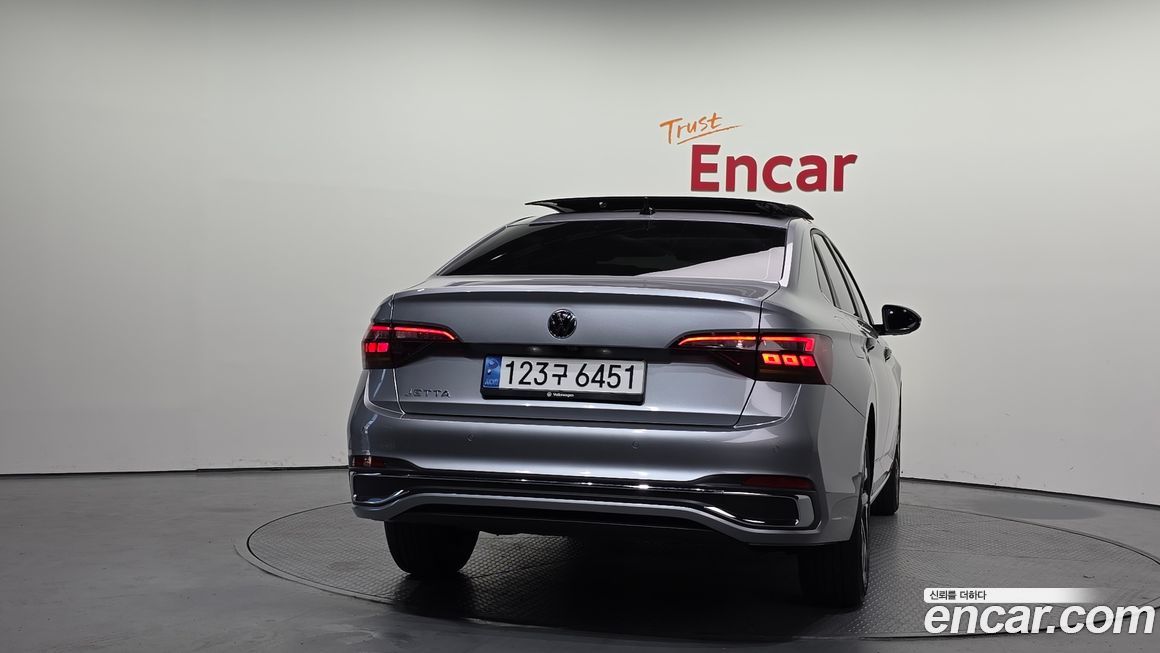 Volkswagen Jetta 1.5 TSI Prestige, 2023