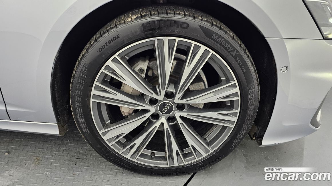 Audi A6 45 TFSI Quattro Premium, 2023