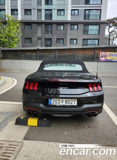 Ford Mustang 5.0 GT Premium Convertible, 2024