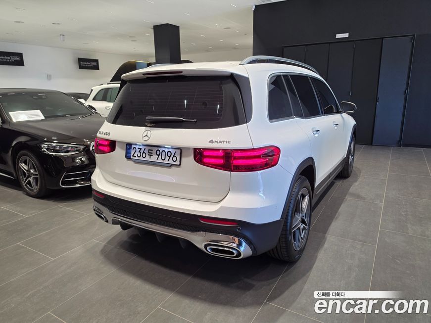 Mercedes-Benz GLB-Class GLB250 4MATIC, 2025