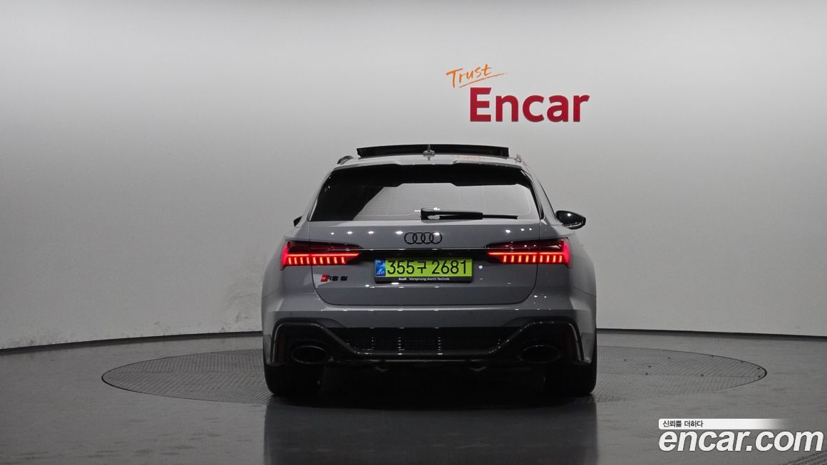 Audi RS6 4.0 TFSI Quattro Avant Performance, 2025