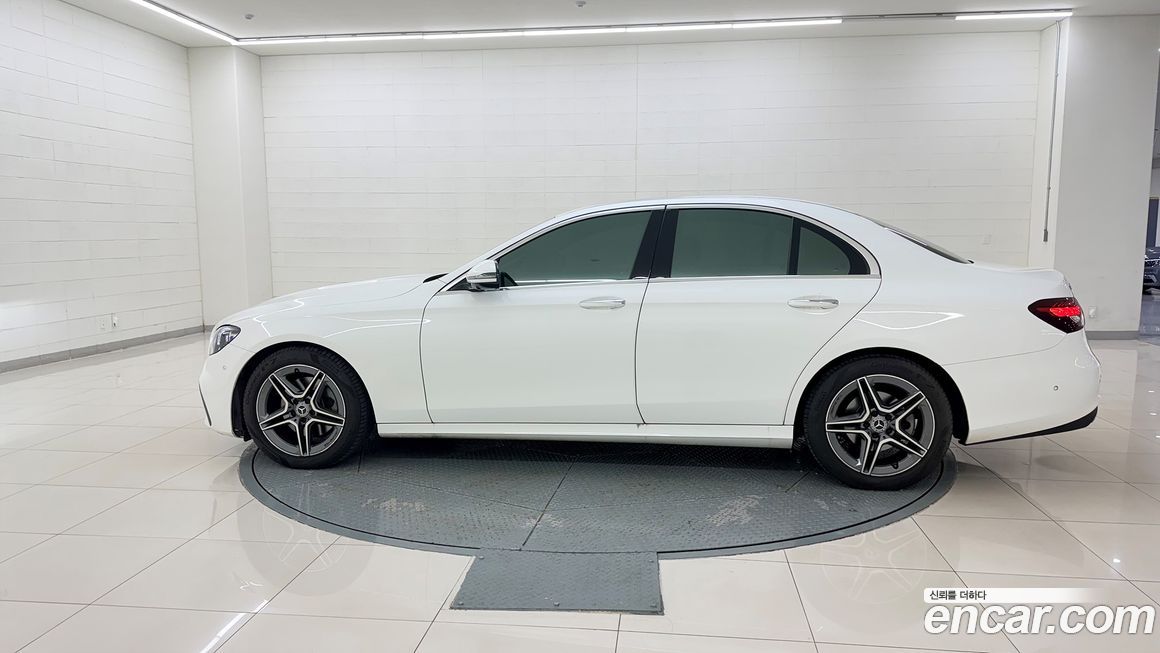 Mercedes-Benz E-Class E250 AMG Line, 2023