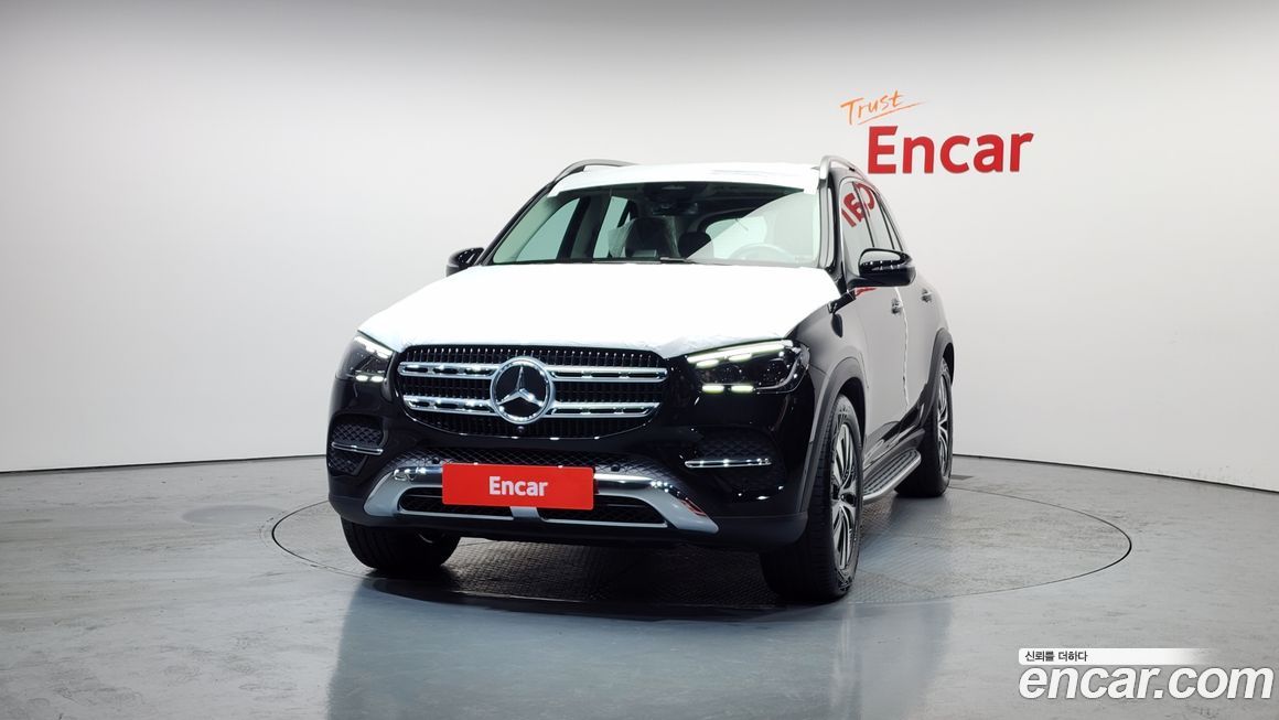 Mercedes-Benz GLE-Class GLE300d 4MATIC, 2026