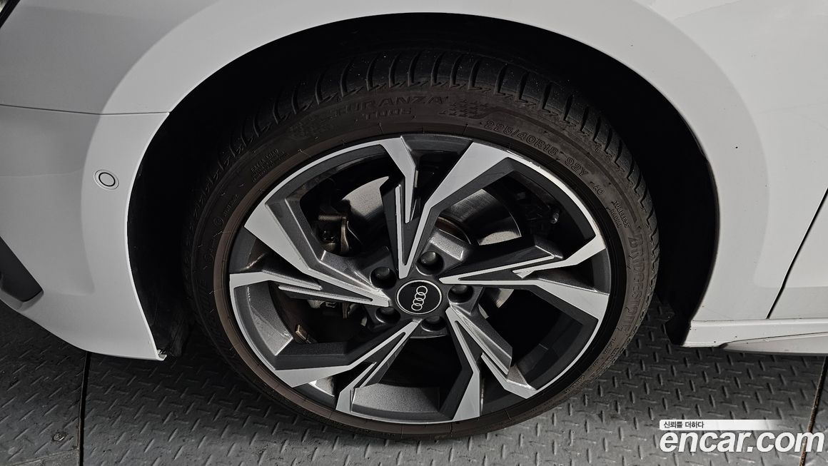 Audi A3 40 TFSI Premium, 2023