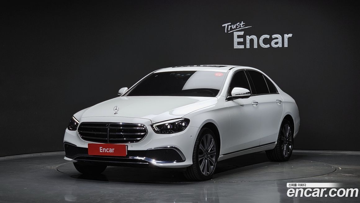 Mercedes-Benz E-Class E350 4MATIC Exclusive, 2023