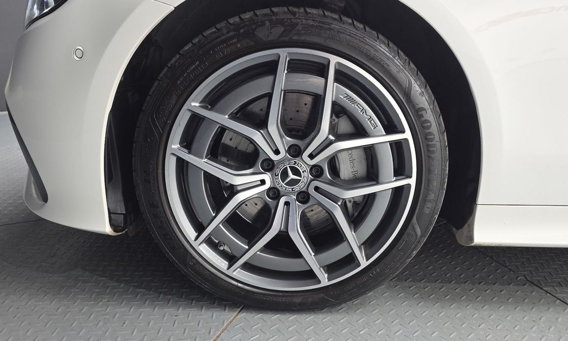 Mercedes-Benz E-Class E300d 4MATIC Coupe, 2022