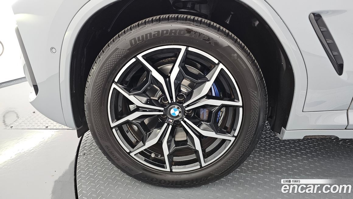 BMW X4 xDrive20i M Sport, 2022