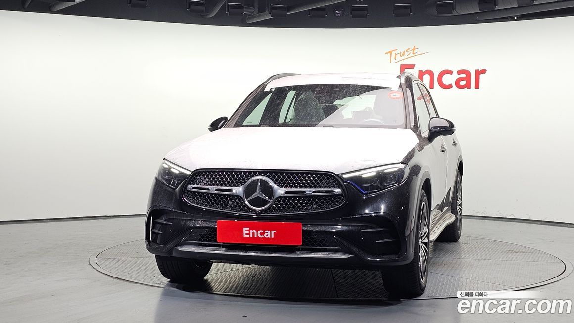 Mercedes-Benz GLC-Class GLC300 4MATIC AMG Line, 2026