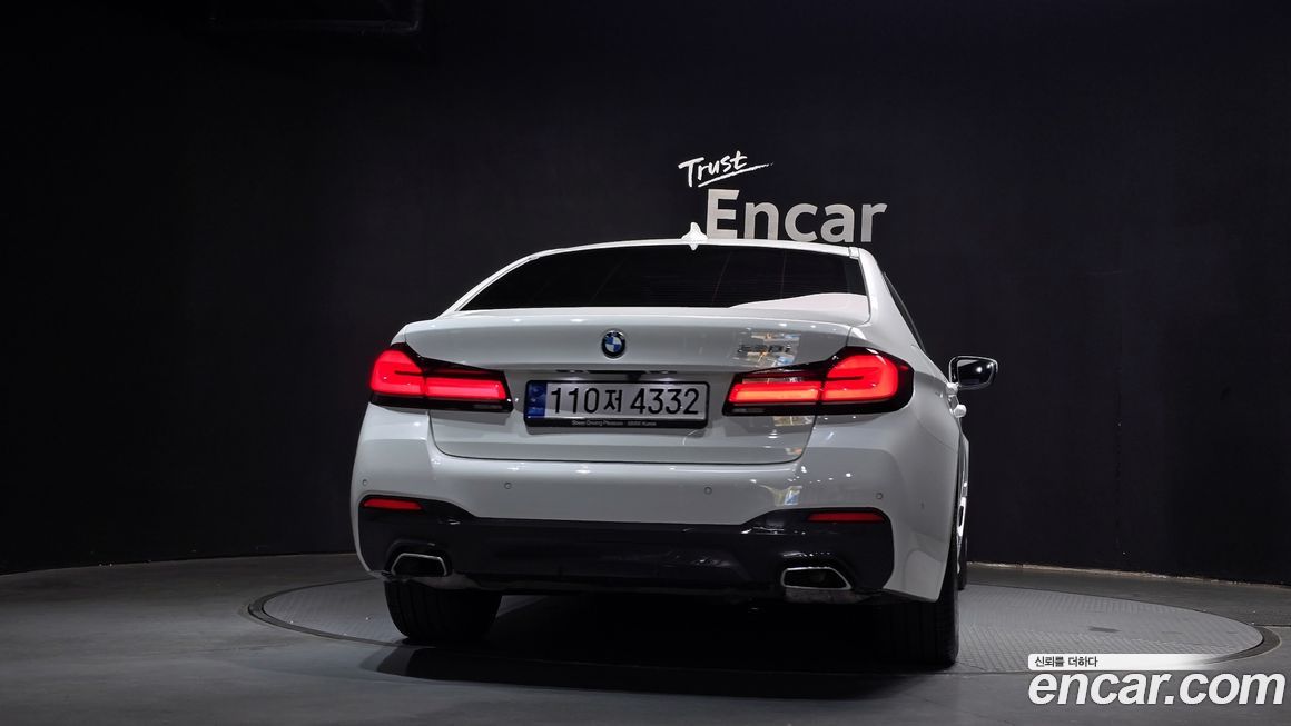BMW 5-Series 520i M Sport, 2023