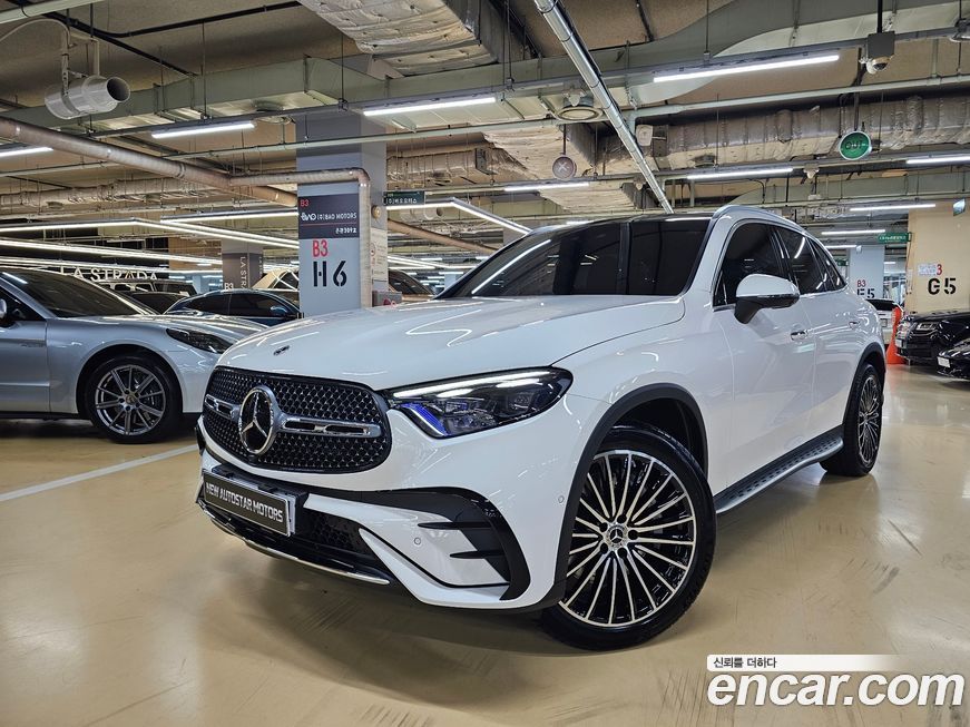 Mercedes-Benz GLC-Class GLC300 4MATIC AMG Line, 2025