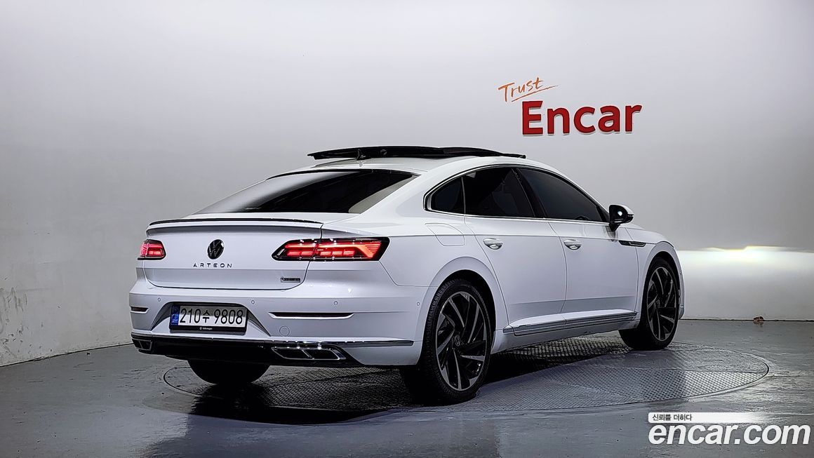 Volkswagen Arteon 2.0 TDI R-LIINE 4Motion, 2022