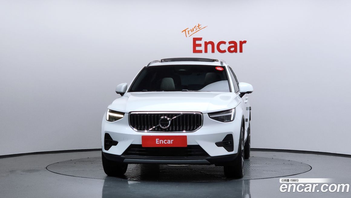 Volvo XC40 B4 Ultimate Bright, 2023
