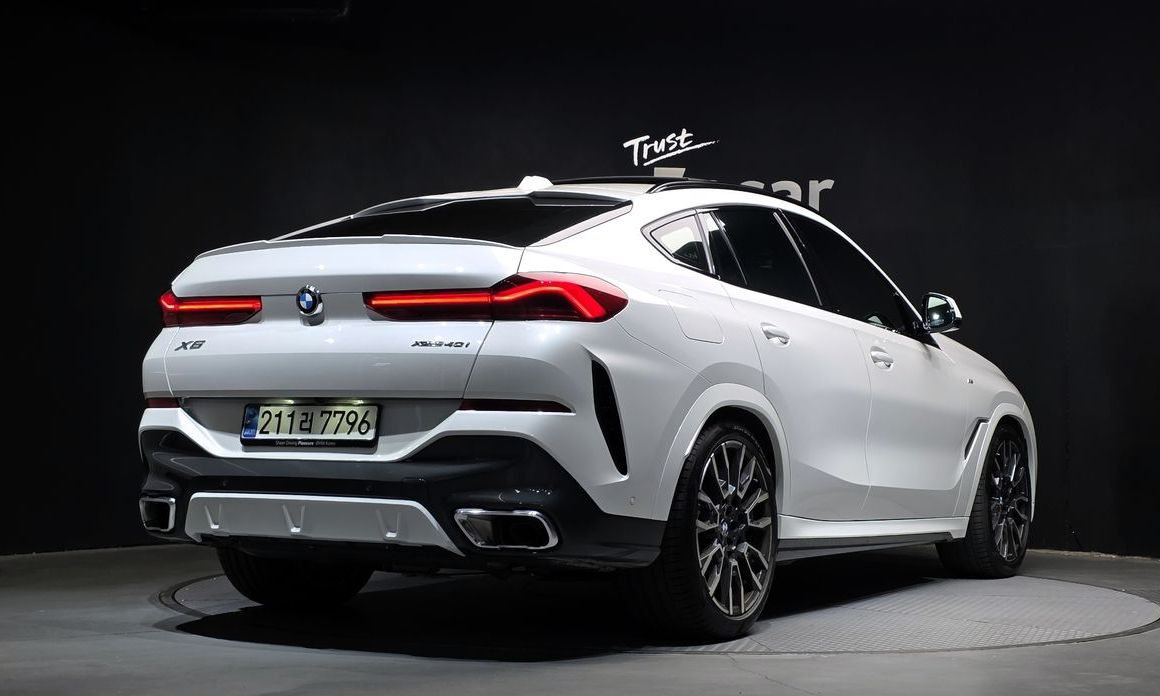 BMW X6 xDrive40i M Sport, 2025