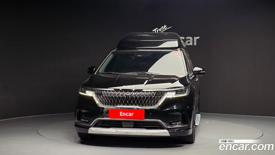 Kia Carnival 9-Seater Hi-Limousine, 2023