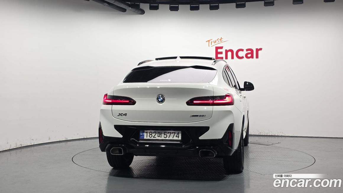 BMW X4 xDrive20i M Sport, 2023