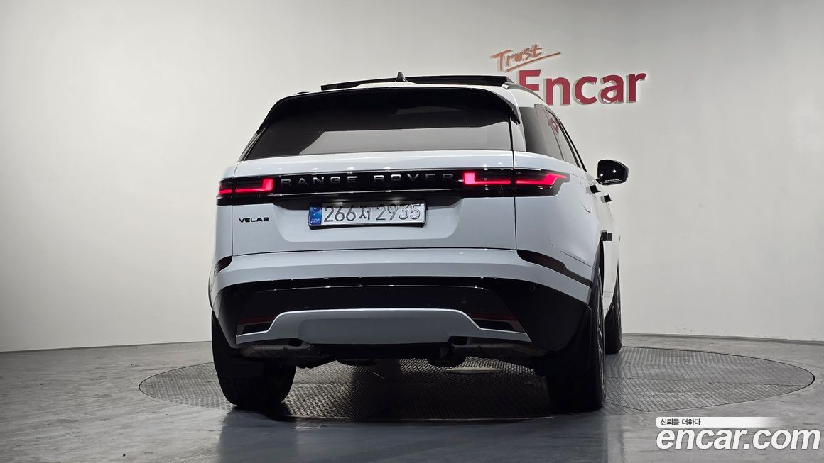 Land Rover Range Rover Velar 2.0 P250 Dynamic SE, 2025