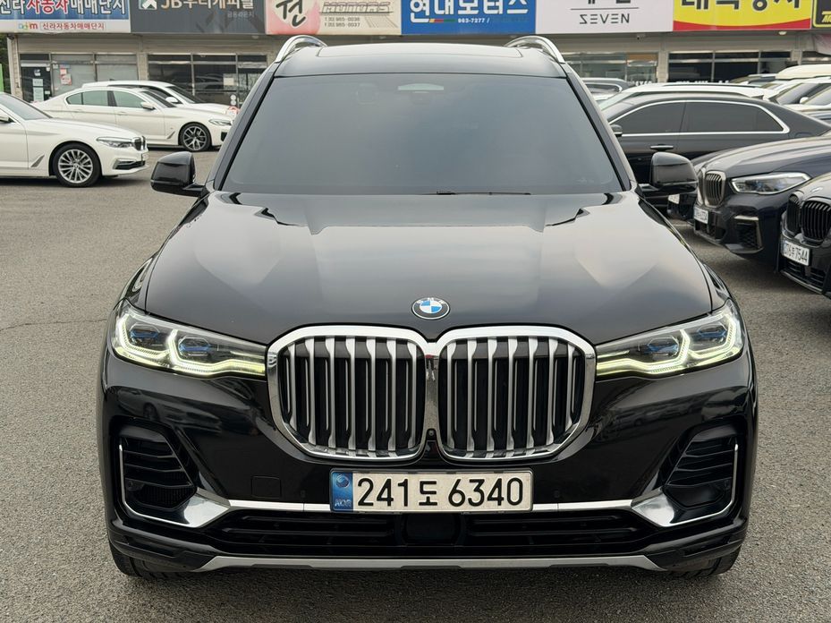 BMW X7 xDrive 40d Design Pure Excellence 7-Seater, 2021