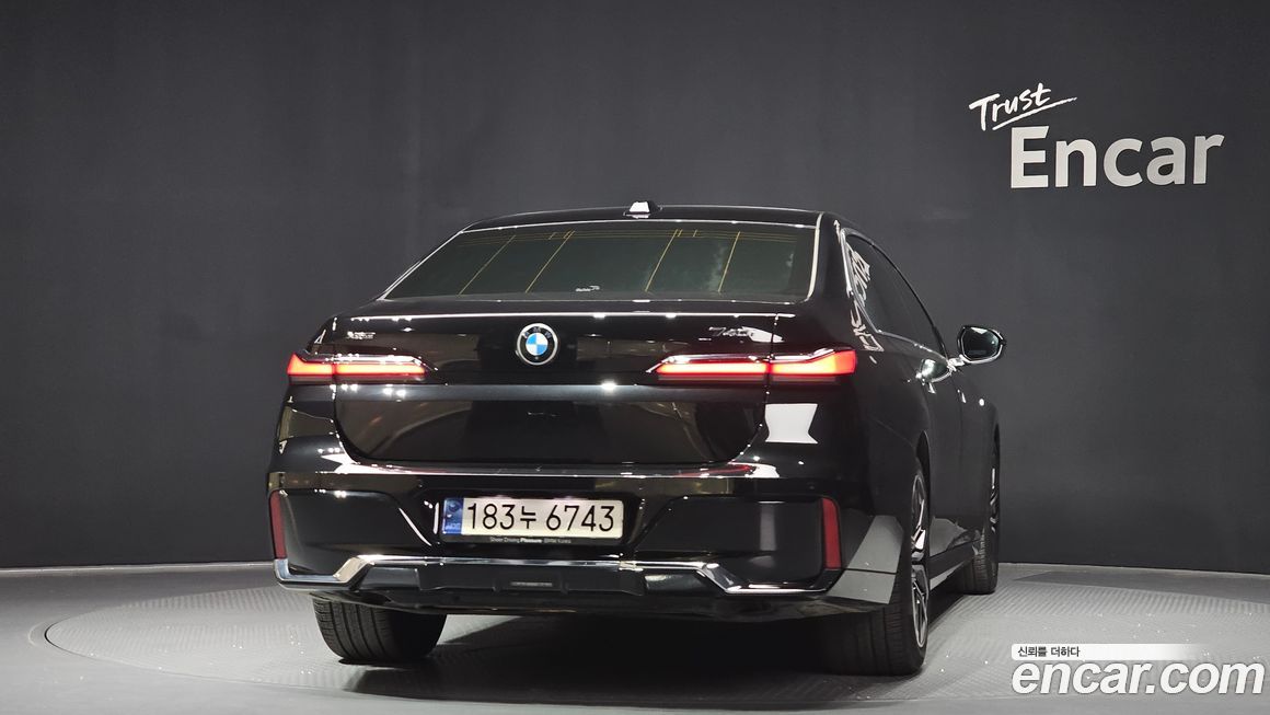 BMW 7-Series 740i xDrive M Sport Limited, 2024