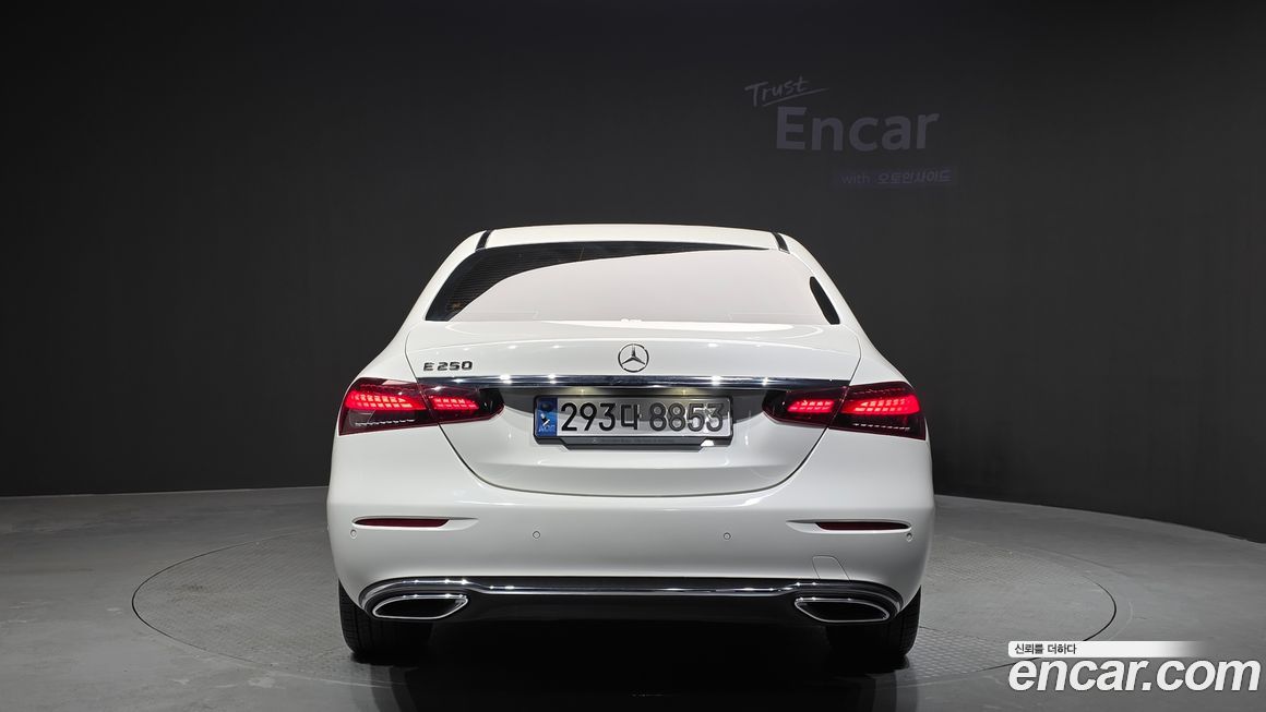 Mercedes-Benz E-Class E250 Exclusive, 2022