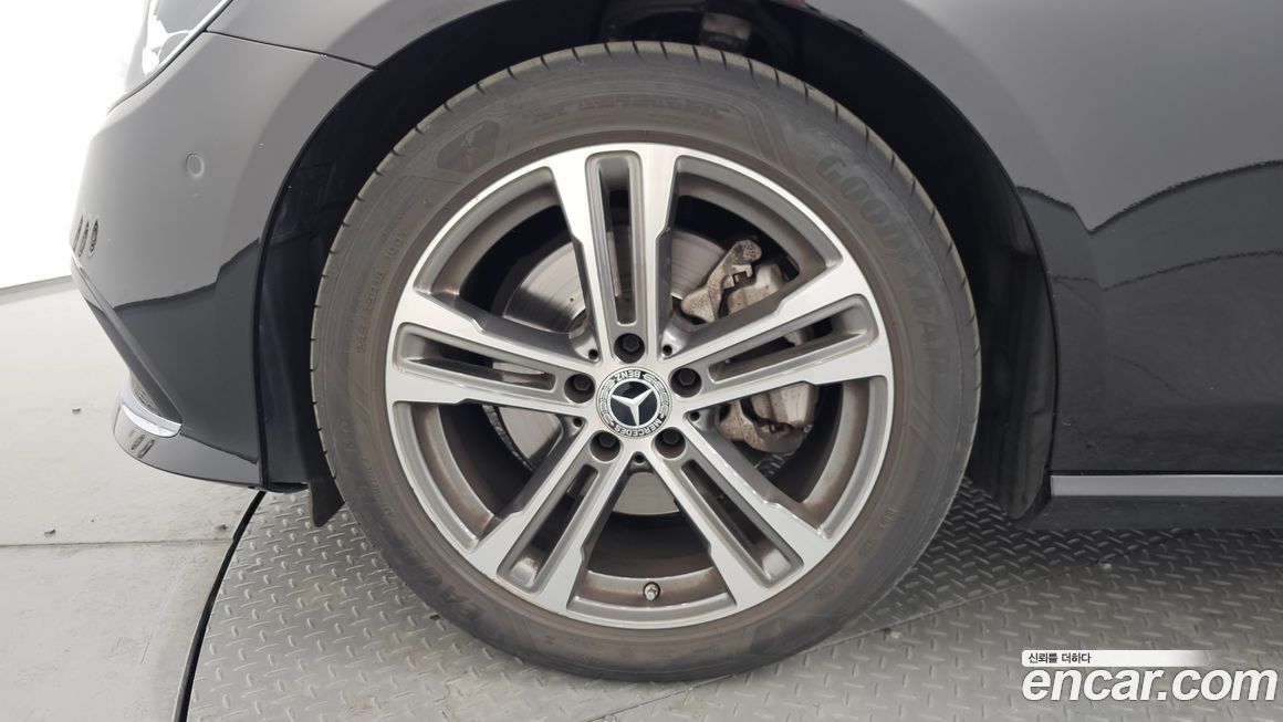 Mercedes-Benz E-Class E250 Avantgarde, 2023