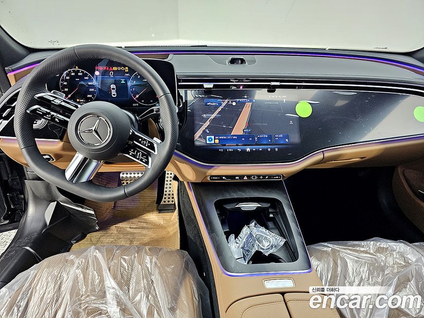 Mercedes-Benz E-Class E300 4MATIC AMG Line, 2026