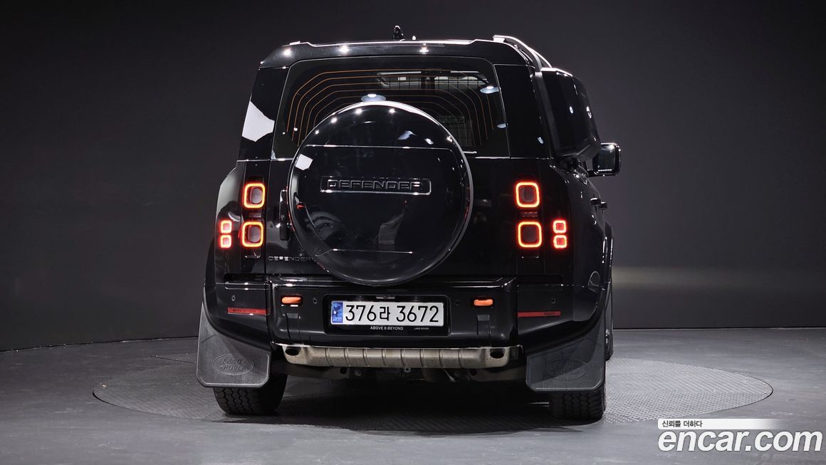 Land Rover Defender 110 P400 X, 2024