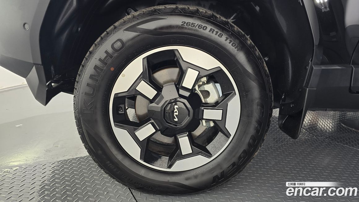 Kia Tasman 2.5T Gasoline 4WD, 2026