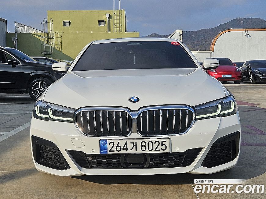 BMW 5-Series 520i M Sport, 2022
