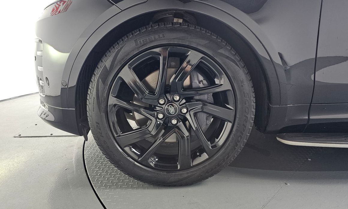 Land Rover Discovery P360 R-Dynamic SE, 2023
