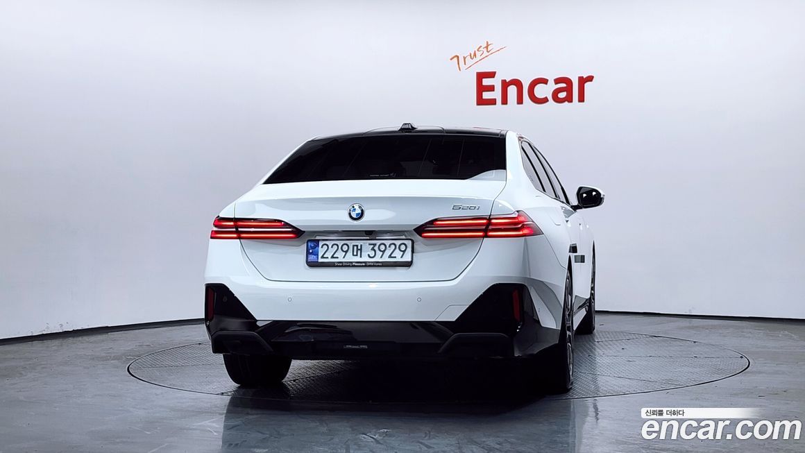 BMW 5-Series 520i M Sport, 2024