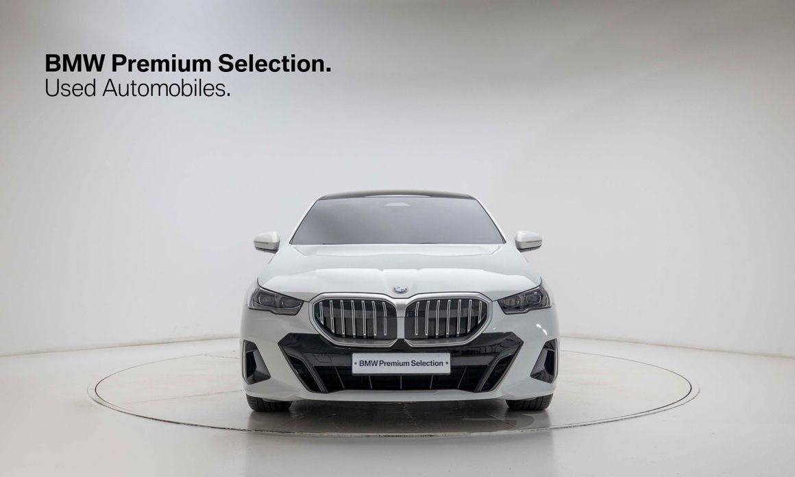 BMW 5-Series 520i M Sport, 2024