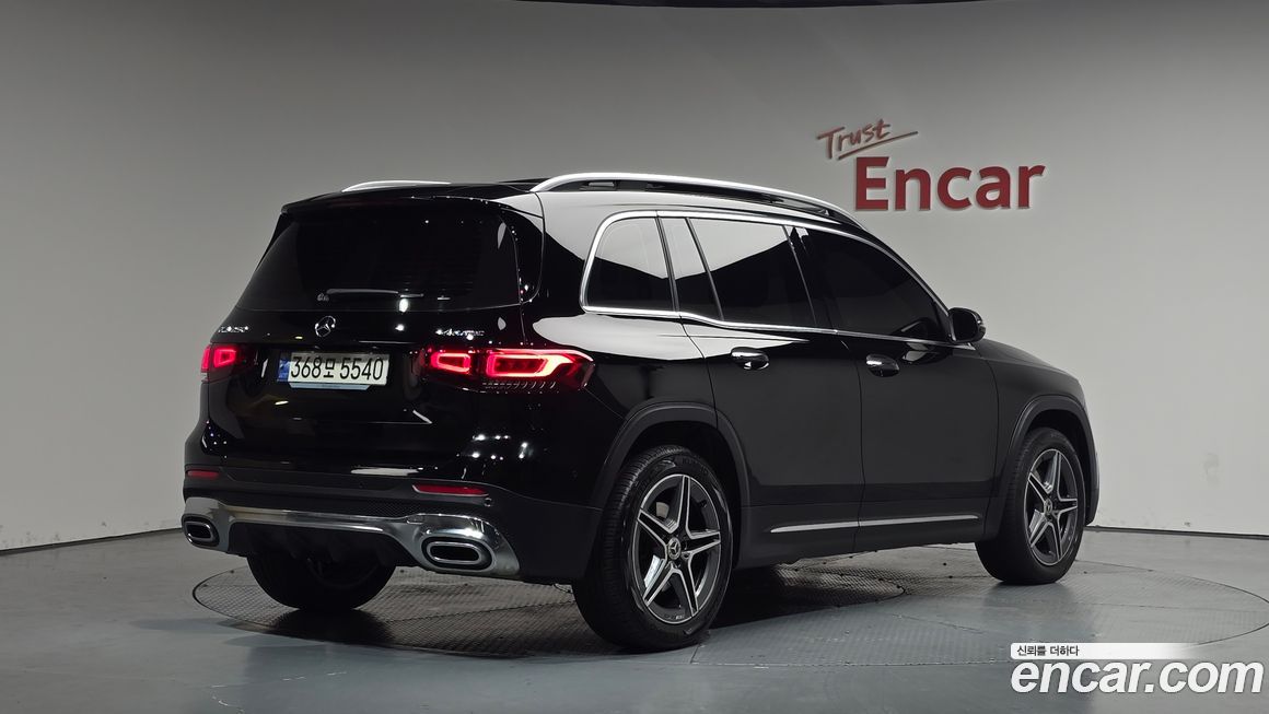 Mercedes-Benz GLB-Class GLB250 4MATIC, 2023