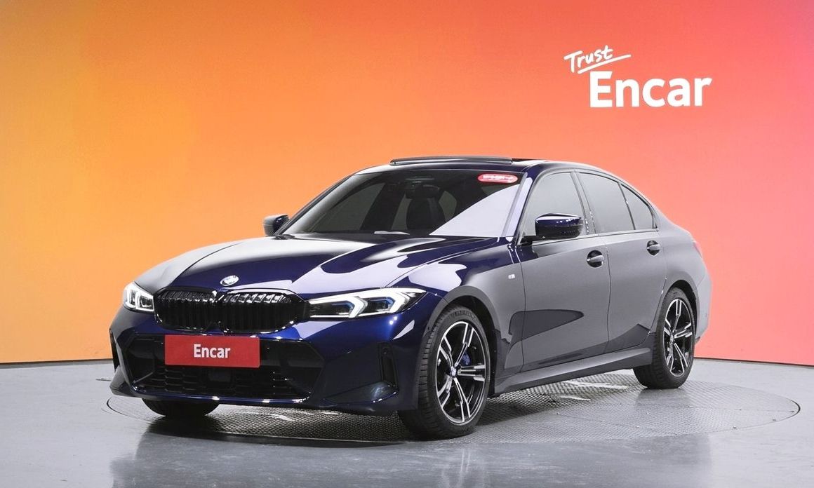 BMW 3-Series 320i M Sport, 2025