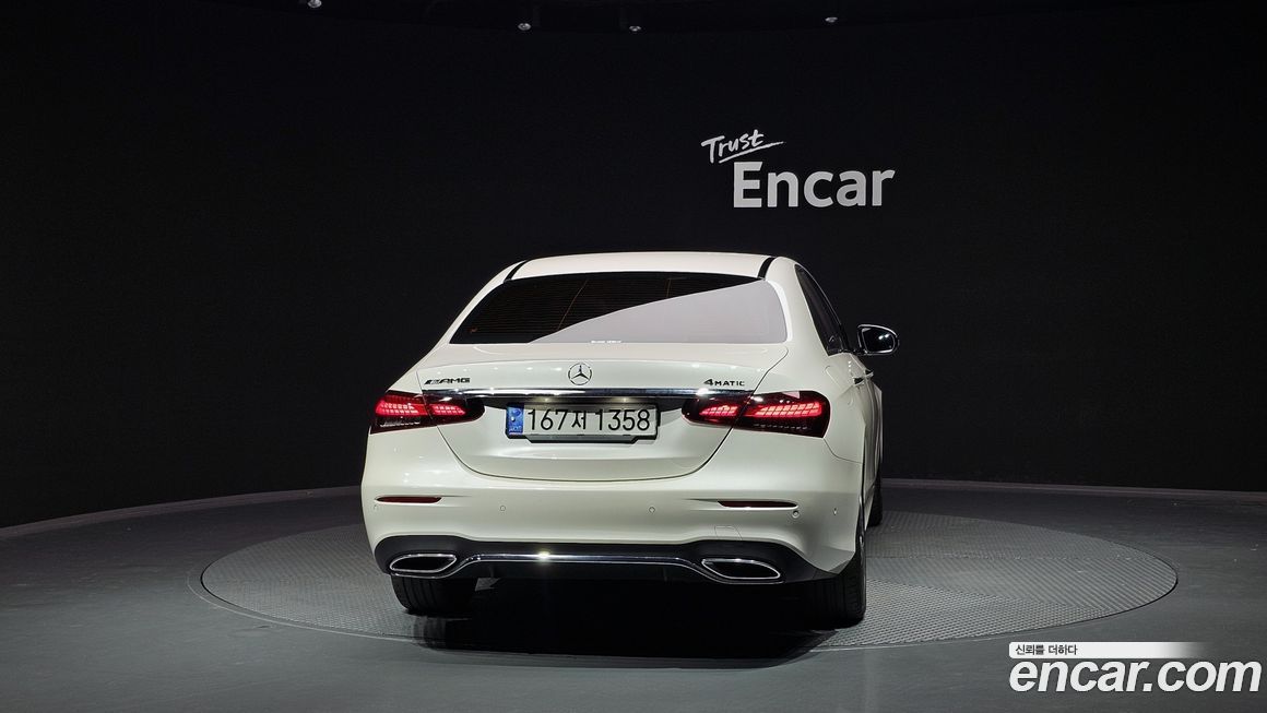 Mercedes-Benz E-Class E250 AMG Line, 2023