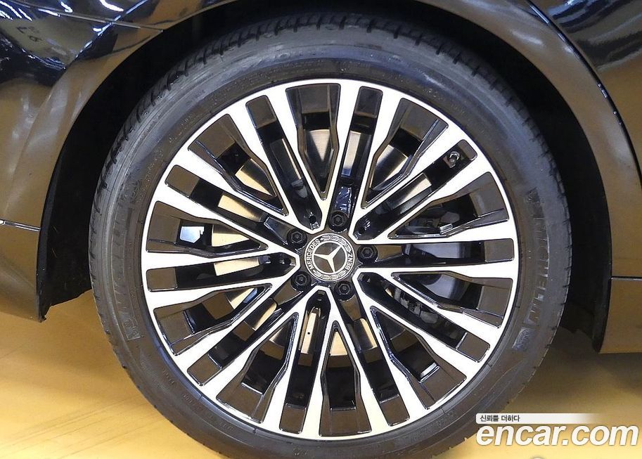 Mercedes-Benz S-Class S580L 4MATIC, 2021