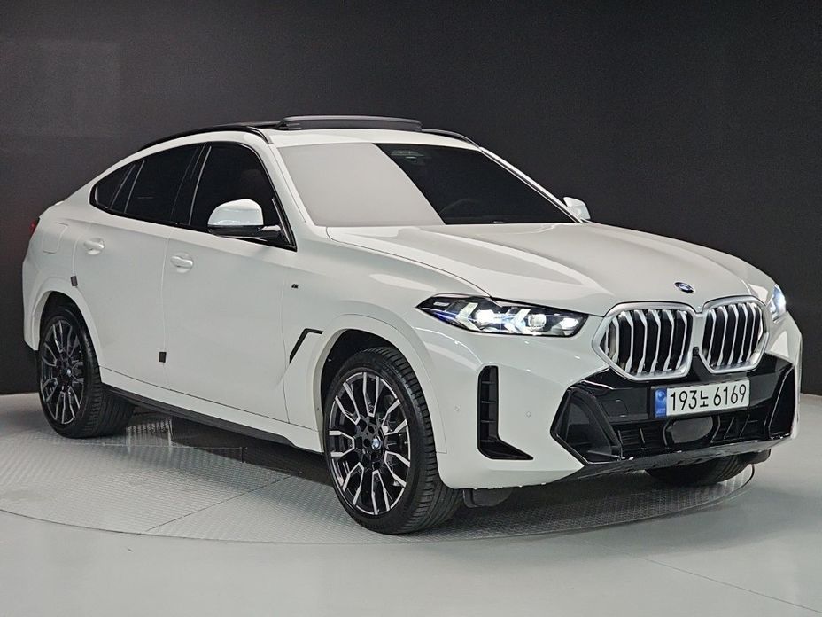 BMW X6 xDrive40i M Sport, 2024
