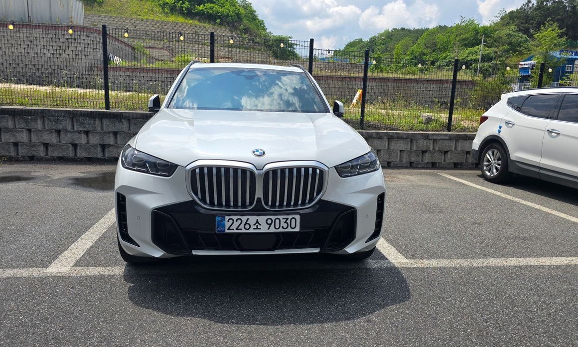 BMW X5 xDrive 40i M Sport, 2025