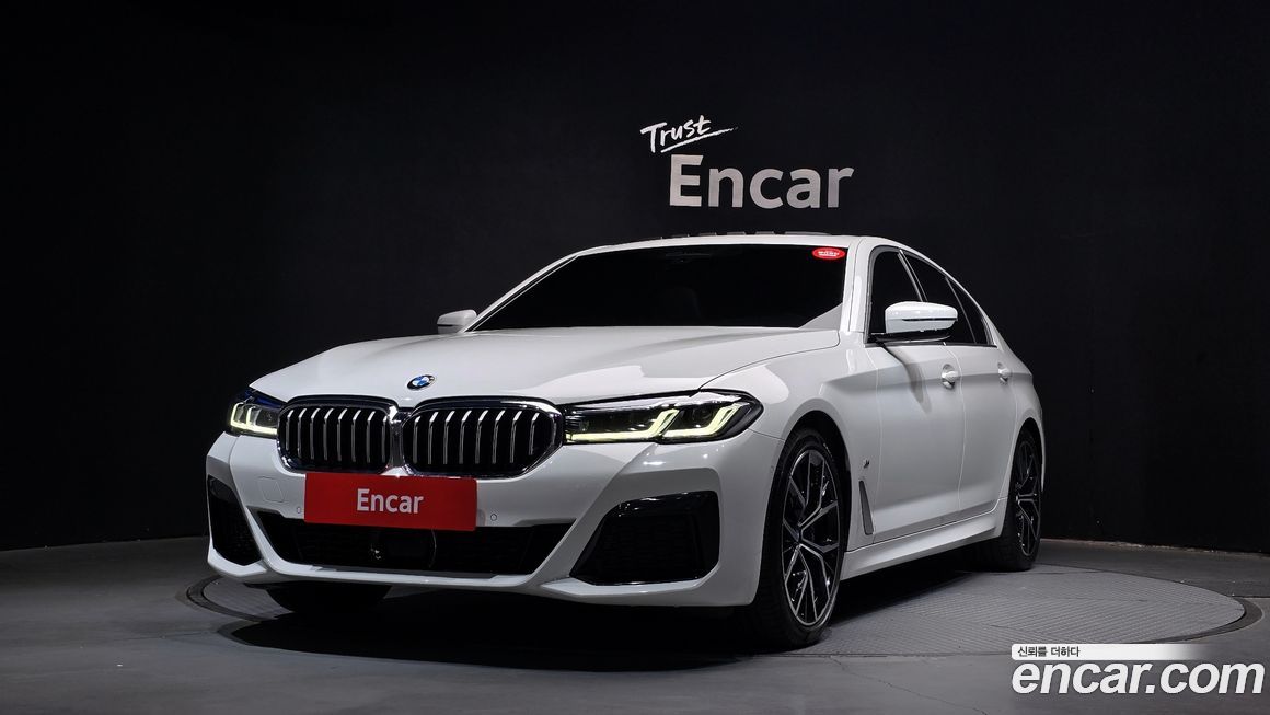 BMW 5-Series 530i xDrive M Sport Package, 2023