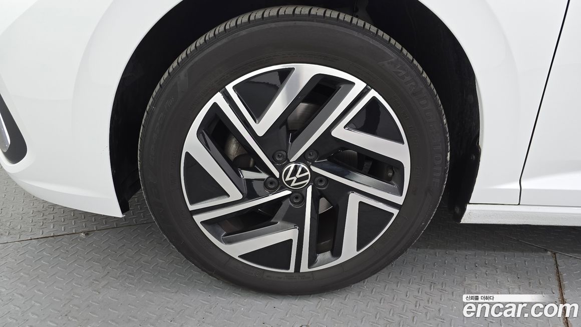 Volkswagen Jetta 1.5 TSI Prestige, 2023