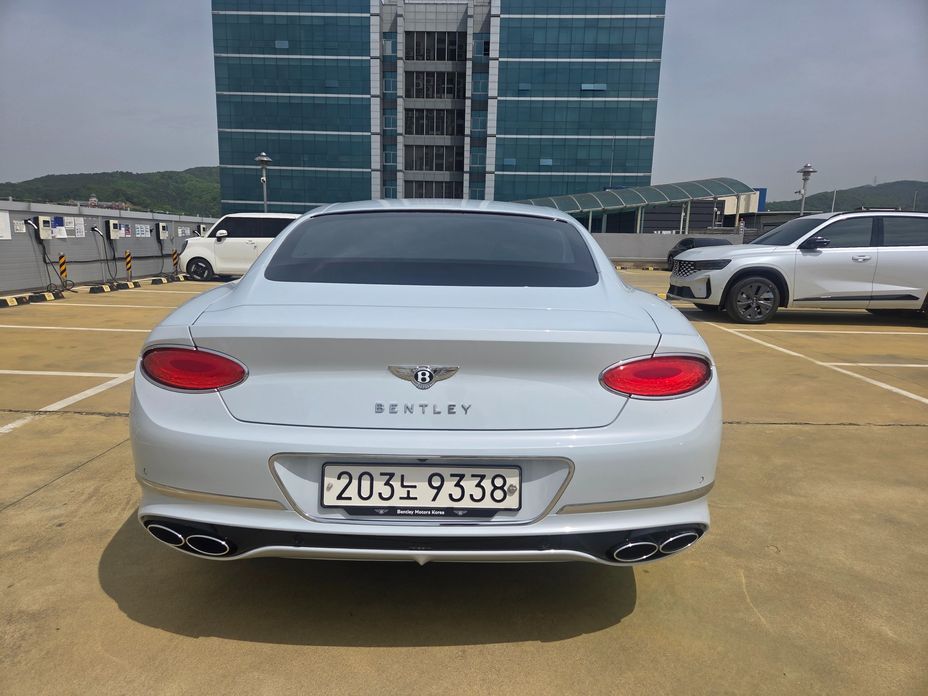 Bentley Continental 4.0 GT, 2022
